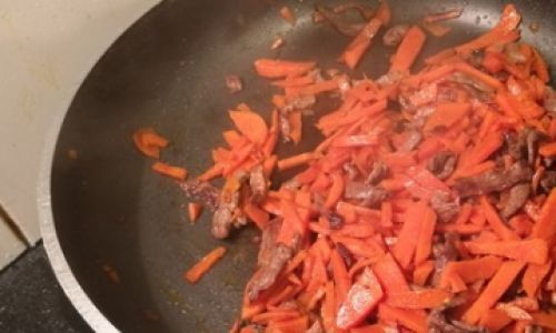 牛肉和胡萝卜一起吃有如下益处