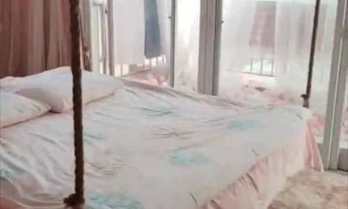 为什么家里床断了