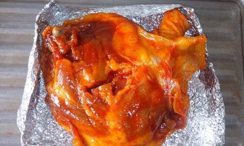 烤箱烤鸡腿要不要用锡纸