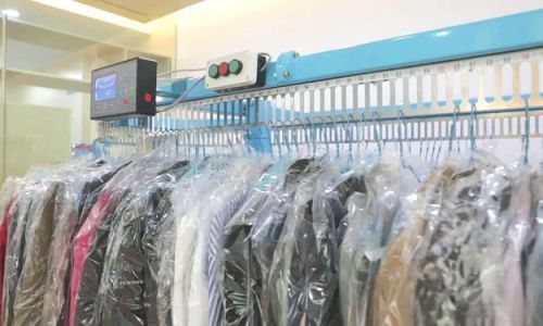 干洗店怎么清洗羽绒服