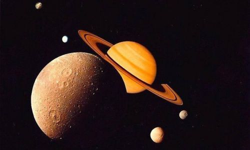 太阳系中拥有卫星最多的行星是