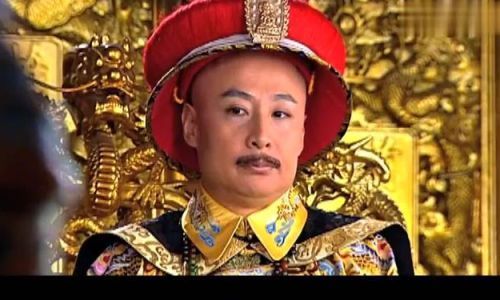 在乾隆皇帝里演何坤的演员是谁
