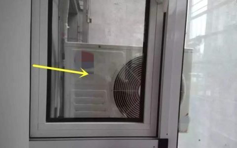 冬天室内窗户上全是冷凝水怎么解决
