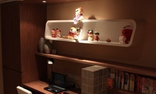 家里书房摆件展示柜可以吗