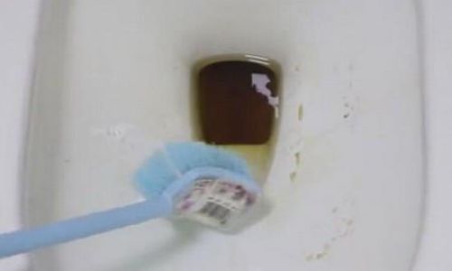 厕所有污渍怎么去除