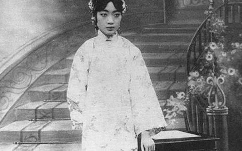 溥仪皇后婉容怎么死的