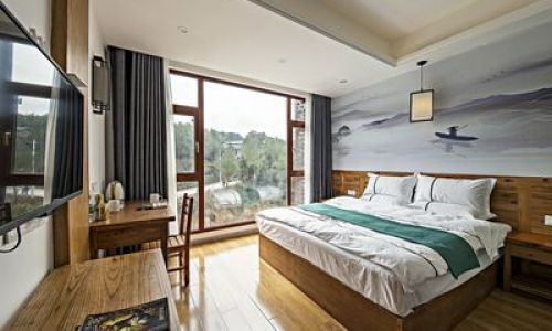 张家界怎么选择住宿