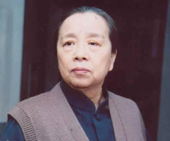 家有九凤